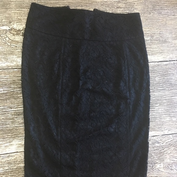 Express High Waisted Lace Midi Pencil Skirt size 6 - Picture 2 of 5